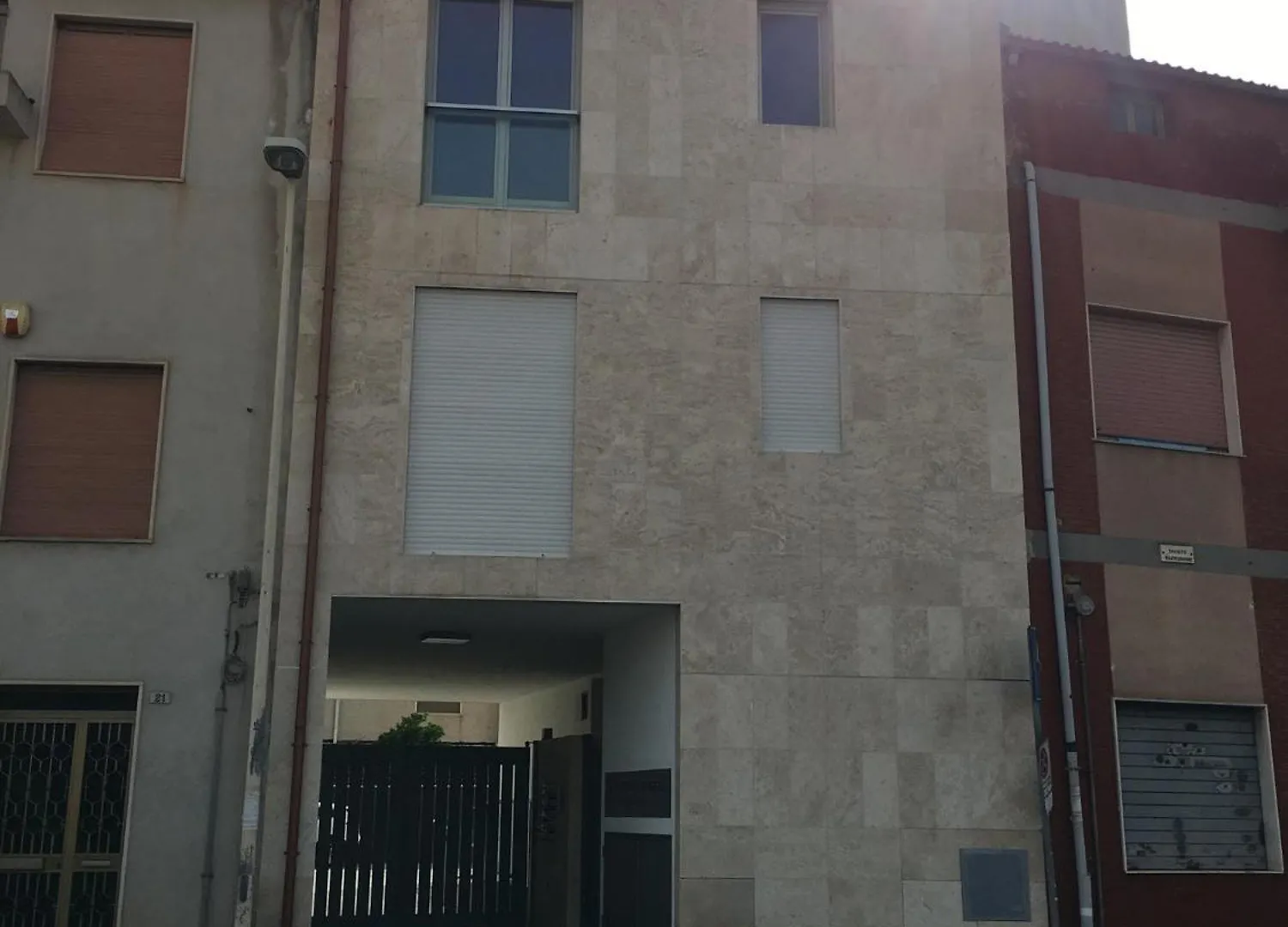 H1 Bzerohome Elmas Italy